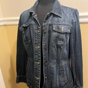 Tommy Hilfiger denim jacket size large.